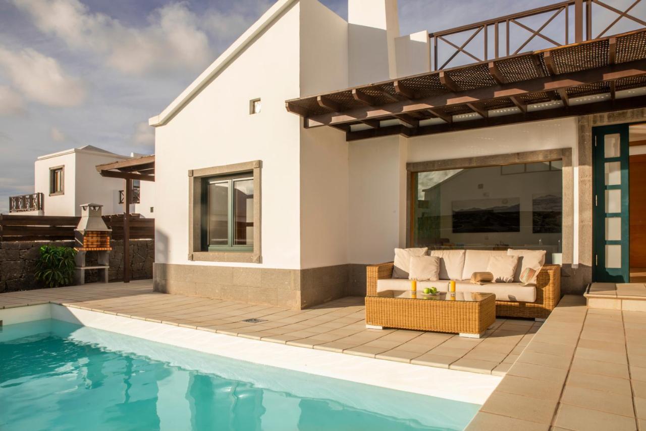 Playa Blanca Beach Mate Exterior photo